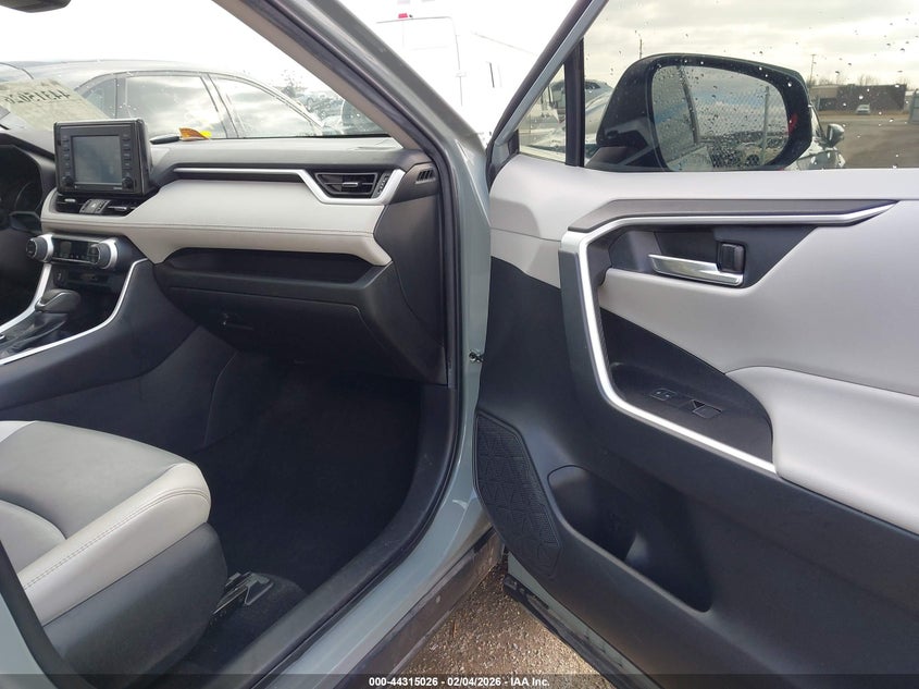 2022 Toyota Rav4 Hybrid Xle Premium