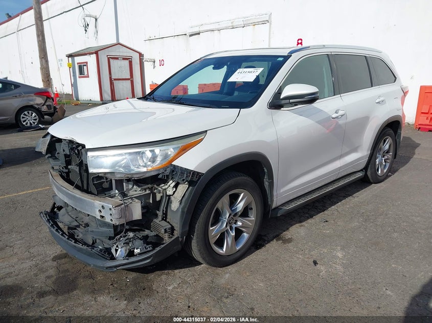 2016 Toyota Highlander Limited Platinum V6