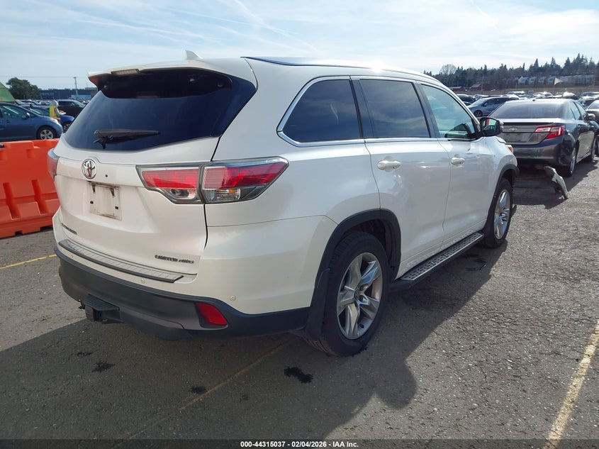 2016 Toyota Highlander Limited Platinum V6
