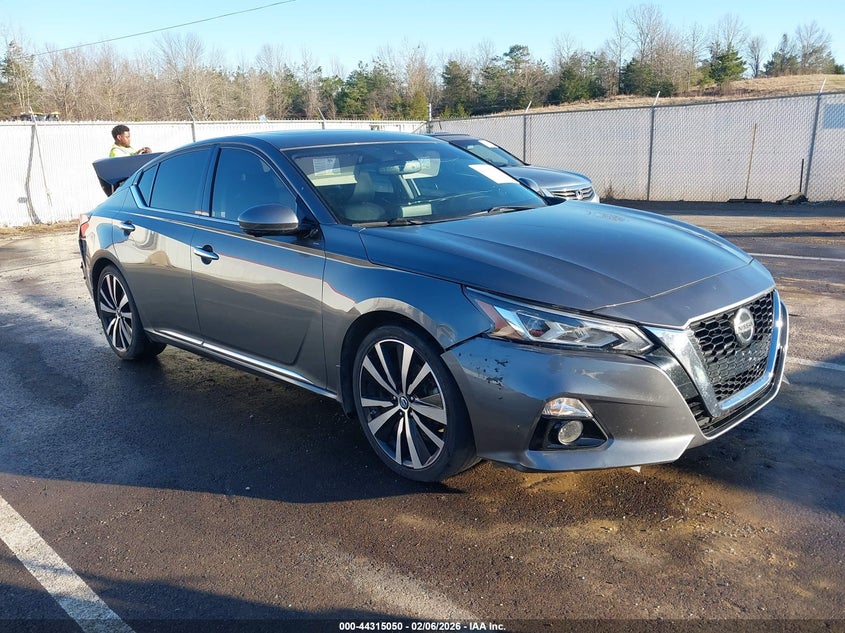 2019 Nissan Altima 2.5 Platinum