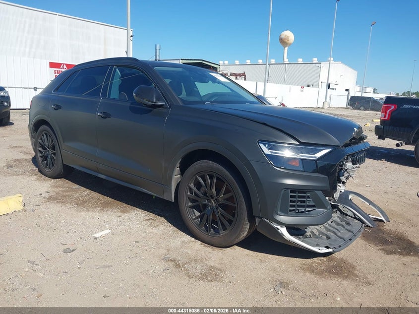 2022 Audi Q8 Premium 55 Tfsi Quattro Tiptronic