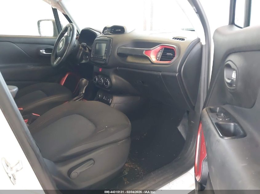 2017 Jeep Renegade Trailhawk 4X4