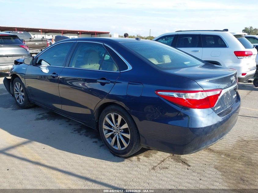 2015 Toyota Camry Hybrid Xle
