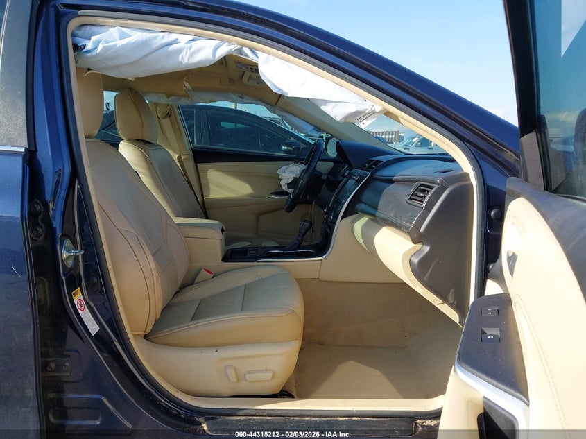 2015 Toyota Camry Hybrid Xle