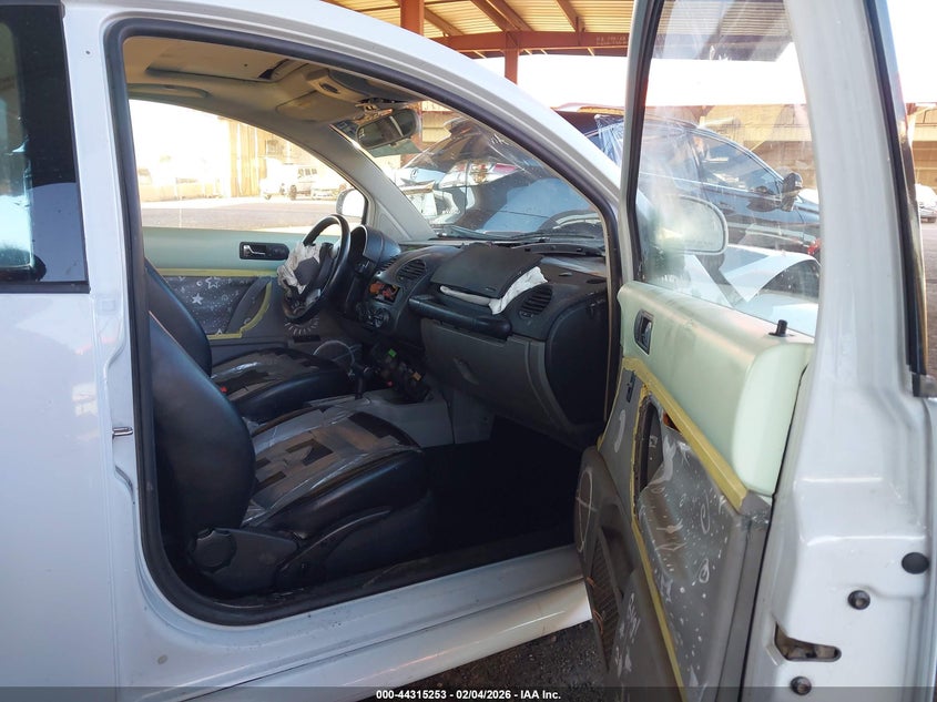 2000 Volkswagen New Beetle Gls