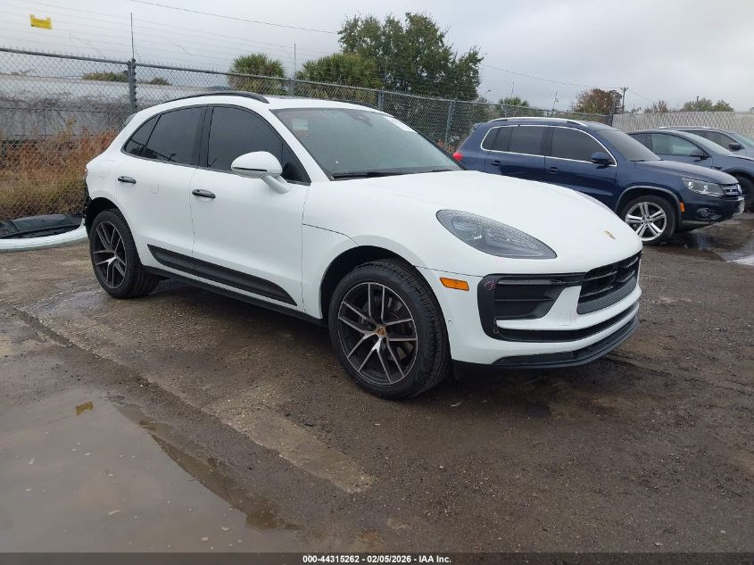 2022 Porsche Macan