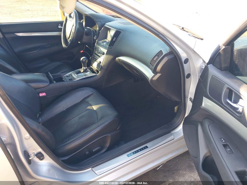 2013 Infiniti G37 Journey