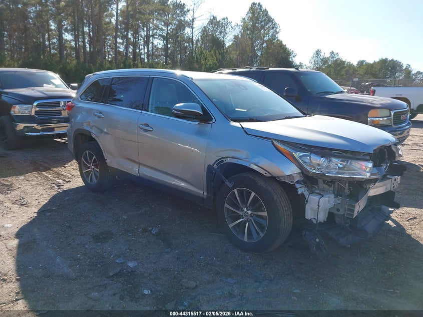 2019 Toyota Highlander Xle