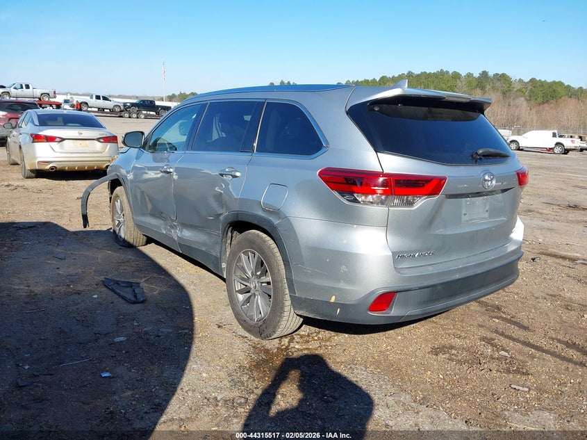 2019 Toyota Highlander Xle
