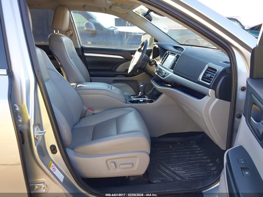 2019 Toyota Highlander Xle