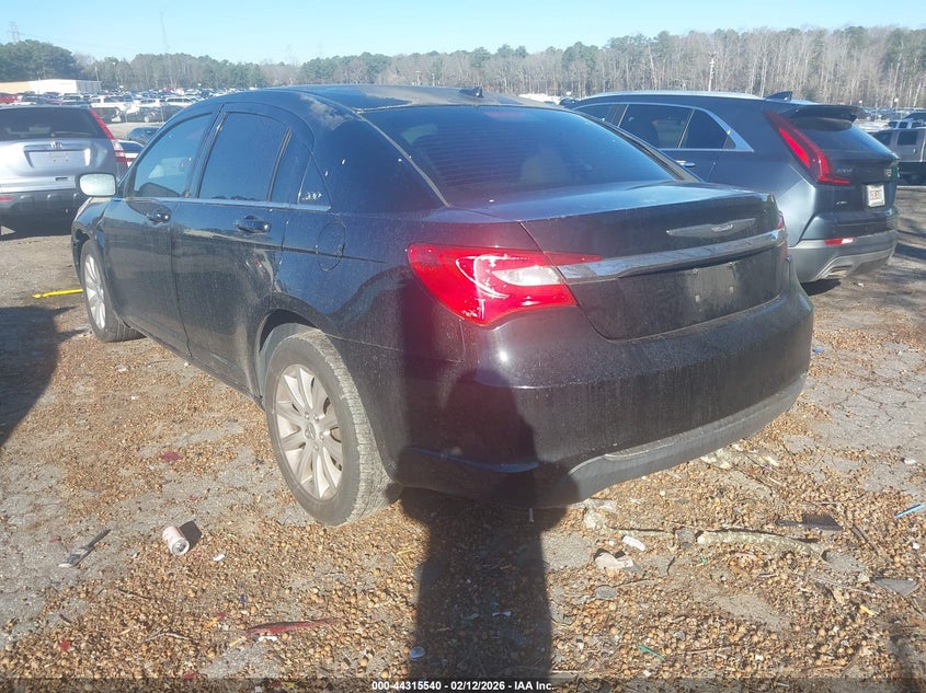 2013 Chrysler 200 Touring