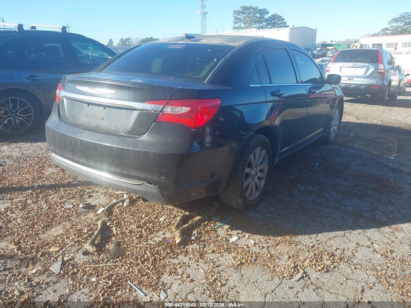 2013 Chrysler 200 Touring