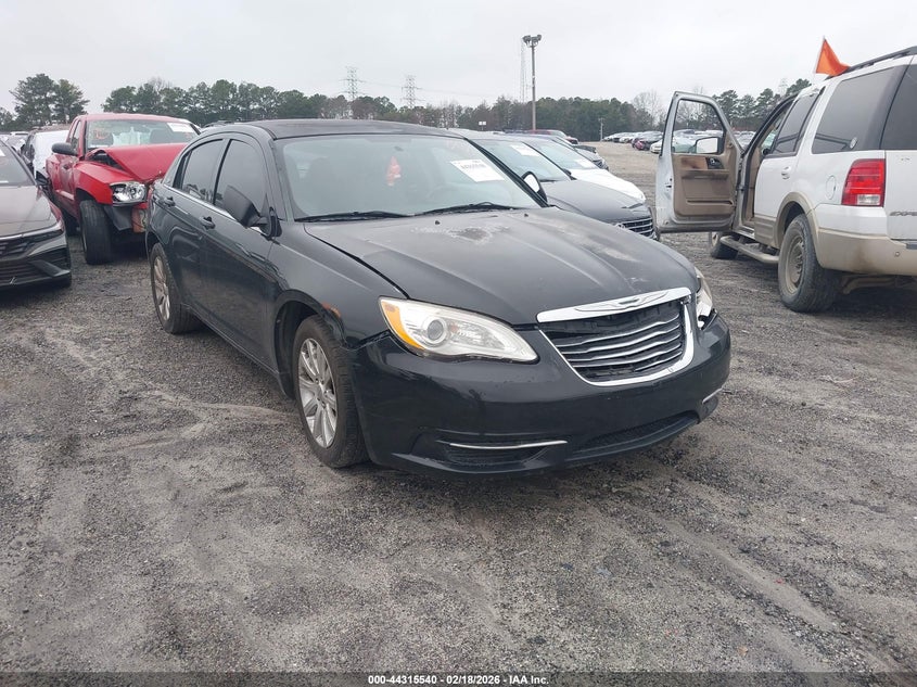 2013 Chrysler 200 Touring