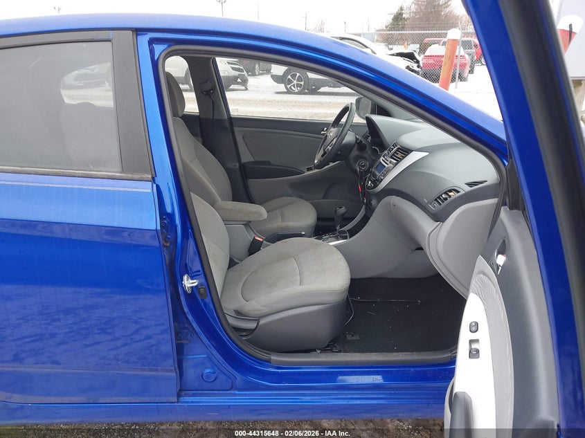 2013 Hyundai Accent Gls