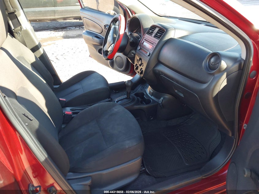 2018 Nissan Versa 1.6 S+