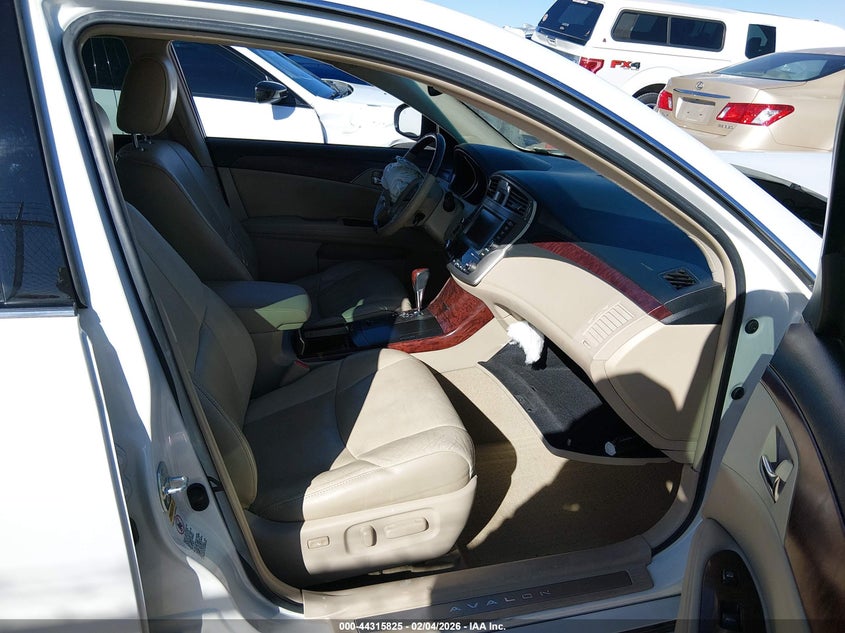 2011 Toyota Avalon Limited