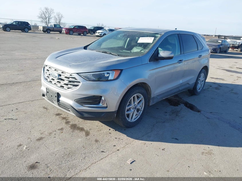 2022 Ford Edge Sel