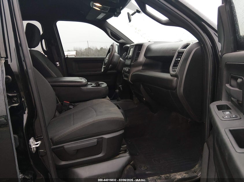 2021 Ram 2500 Tradesman 4X4 6'4 Box