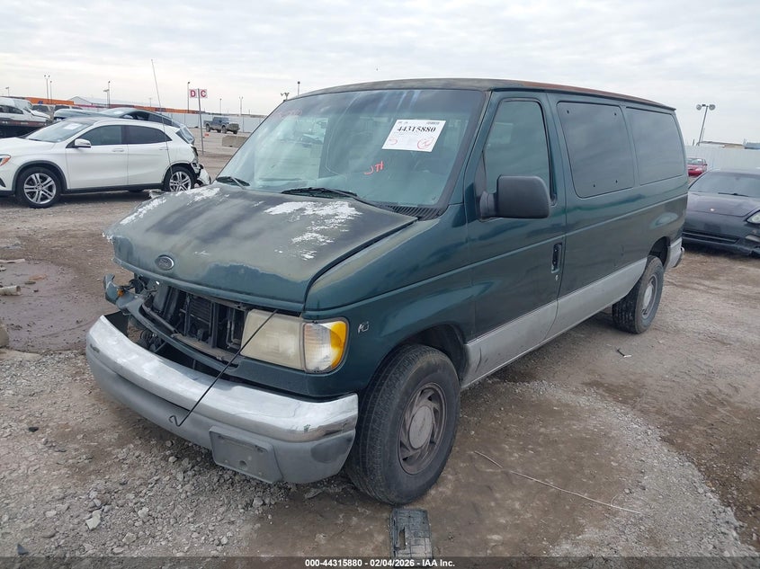 2000 Ford E-150 Xl/Xlt