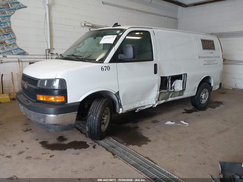 2024 Chevrolet Express Cargo Rwd 3500 Regular Wheelbase Wt