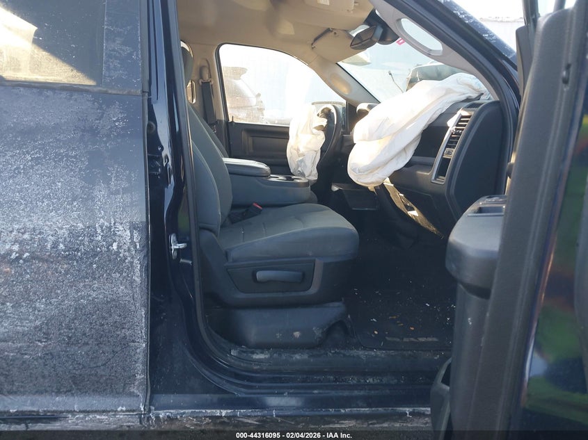 2018 Ram 1500 Express 4X4 6'4 Box