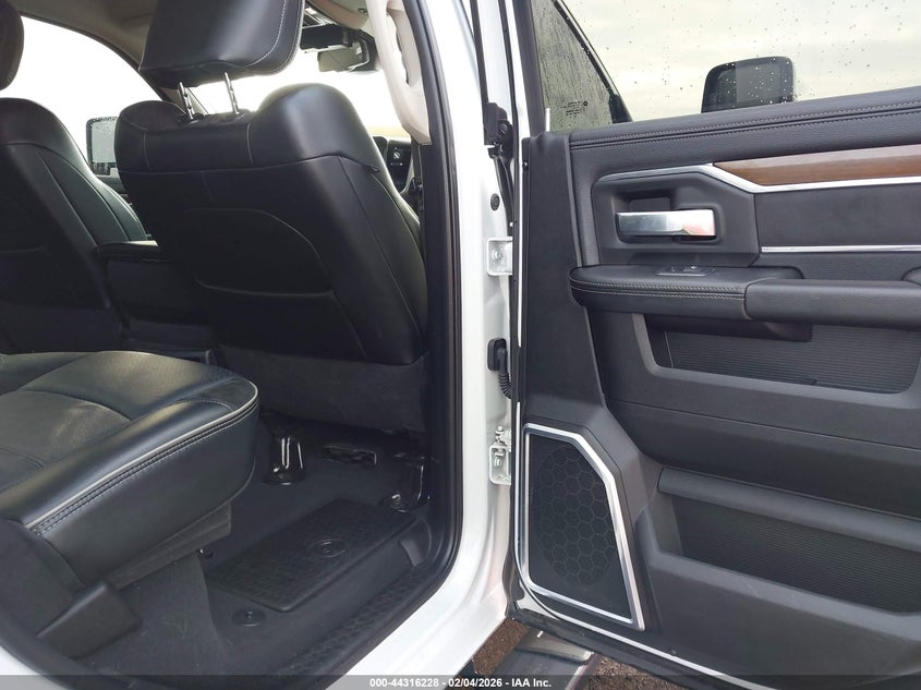 2024 RAM 2500 TRUCK 6.7L I-6 DI, TURBO, 370HP