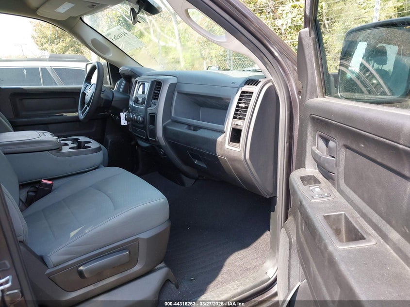 2017 Ram 1500 Tradesman 4X4 6'4 Box