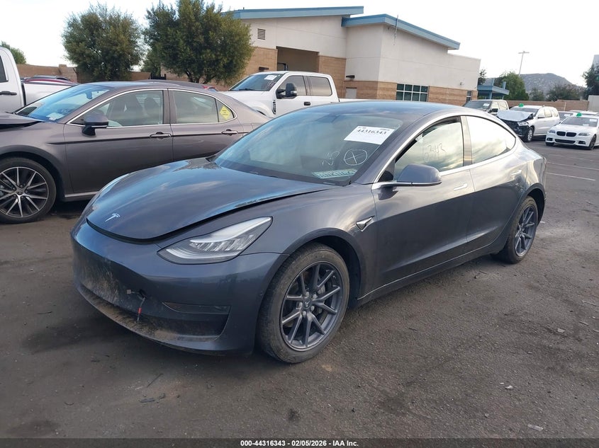 2020 Tesla Model 3 Standard Range Plus Rear-Wheel Drive/Standard Range Rear-Wheel Drive