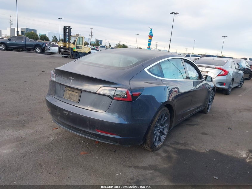 2020 Tesla Model 3 Standard Range Plus Rear-Wheel Drive/Standard Range Rear-Wheel Drive