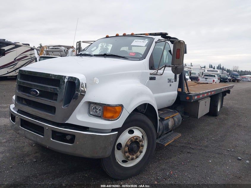 2015 Ford F-750 Xl/Xlt