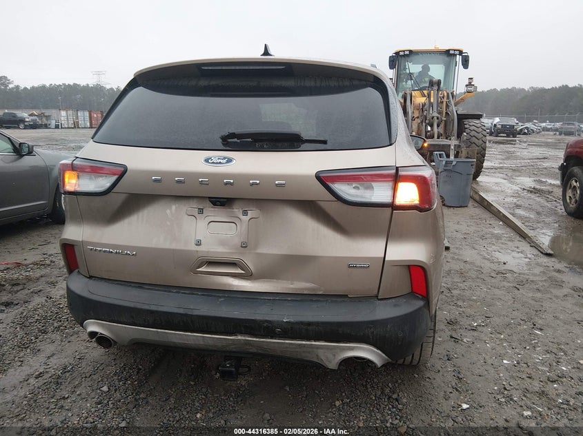VIN 1FMCU0DZ7LUA39655 2020 FORD ESCAPE TITANIUM HYBRID