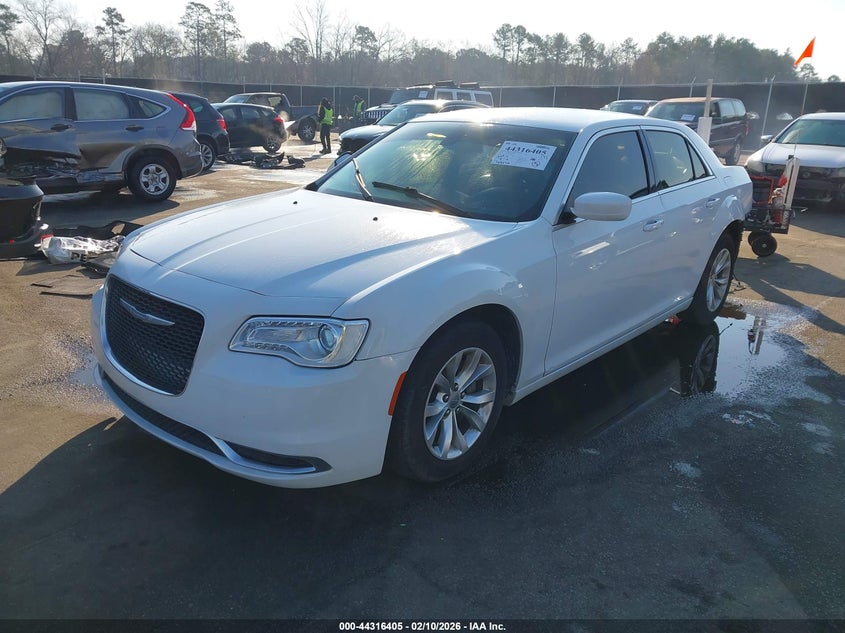 2016 Chrysler 300 Limited