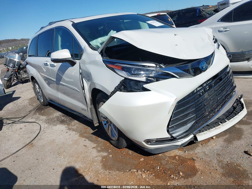 2021 Toyota Sienna Platinum