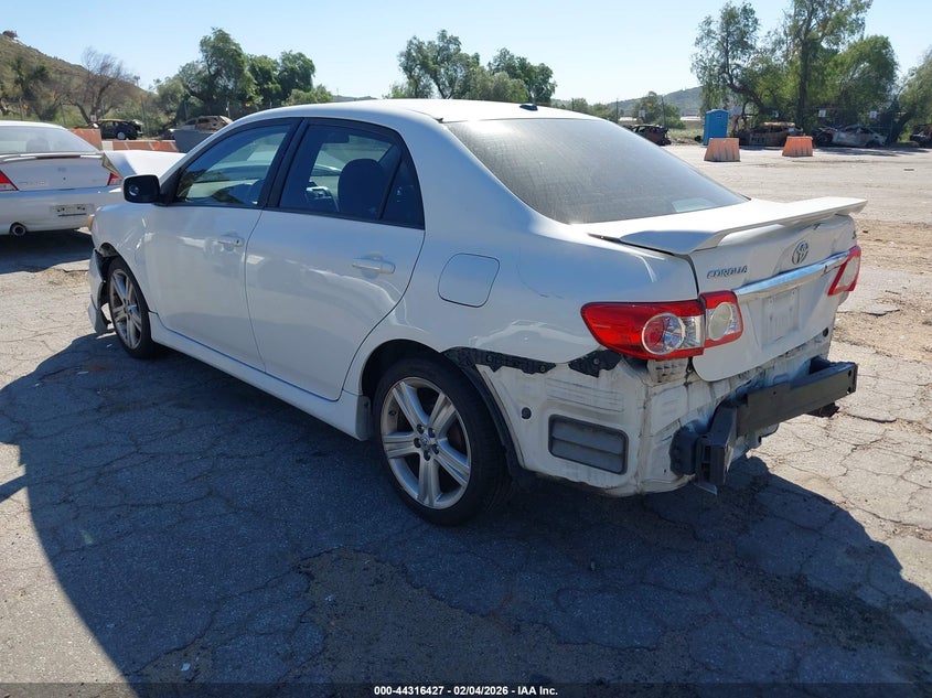 2013 TOYOTA COROLLA auction photo 3