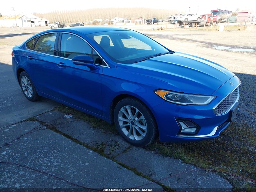 3FA6P0SU2LR199911 2020 Ford Fusion Plug-In Hybrid Titanium auction photo 1