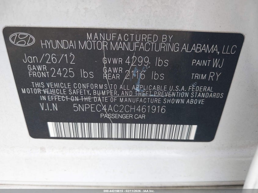 5NPEC4AC2CH461916 2012 Hyundai Sonata 2.4 Se white