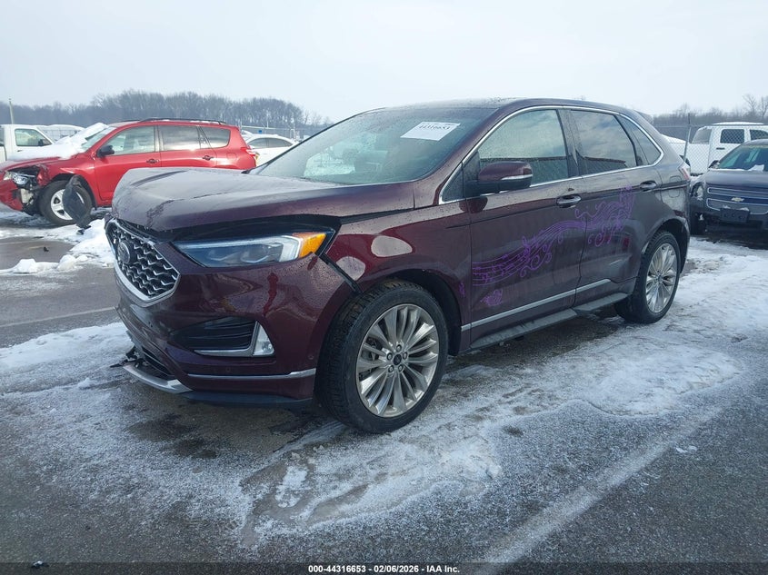 2020 Ford Edge Titanium