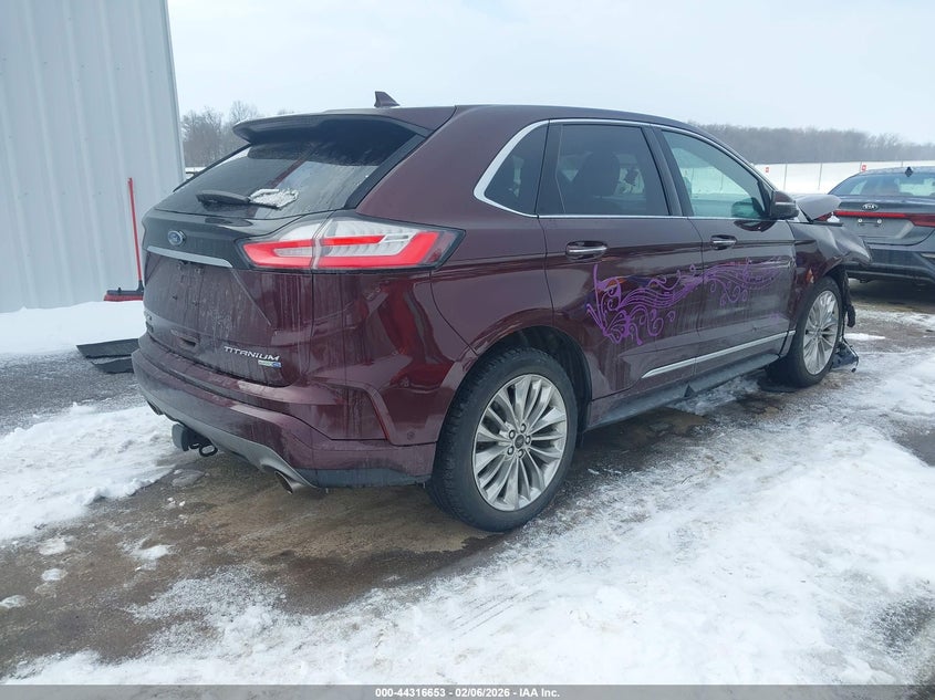 2020 Ford Edge Titanium