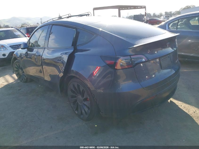 2022 Tesla Model Y Performance Dual Motor All-Wheel Drive