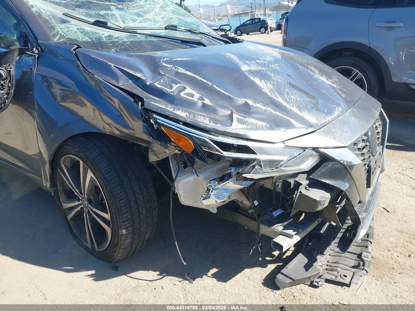 2022 NISSAN SENTRA auction photo 6
