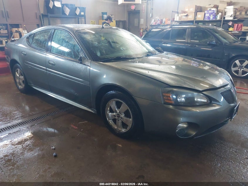 2005 PONTIAC GRAND PRIX GT