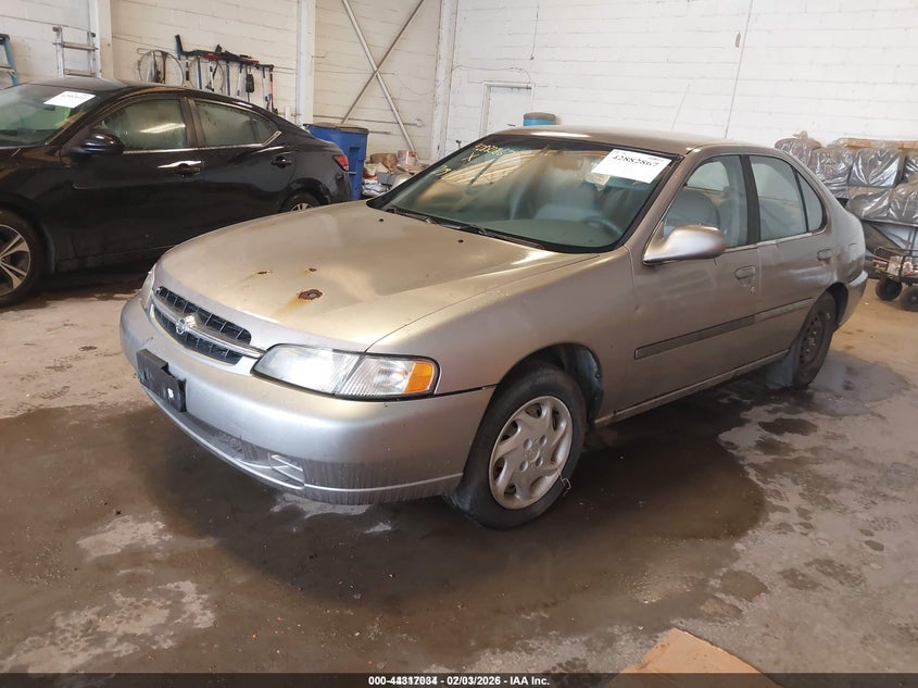 1999 Nissan Altima Gle/Gxe/Se/Se-L/Xe