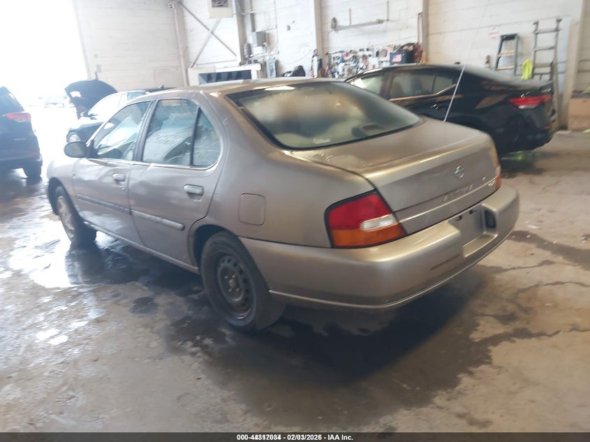 1999 Nissan Altima Gle/Gxe/Se/Se-L/Xe