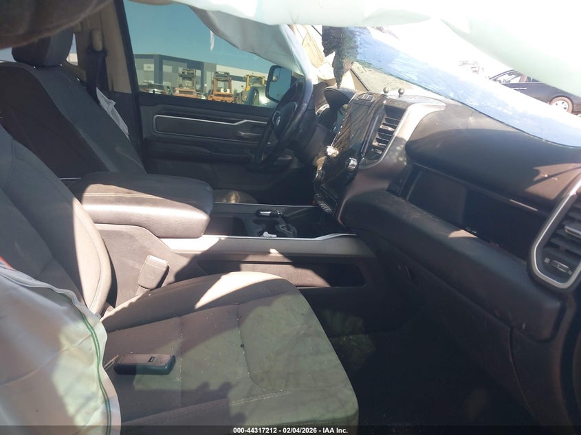 2020 Ram 1500 Big Horn 4X2 5'7 Box