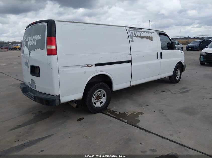 2009 Chevrolet Express 2500 Work Van