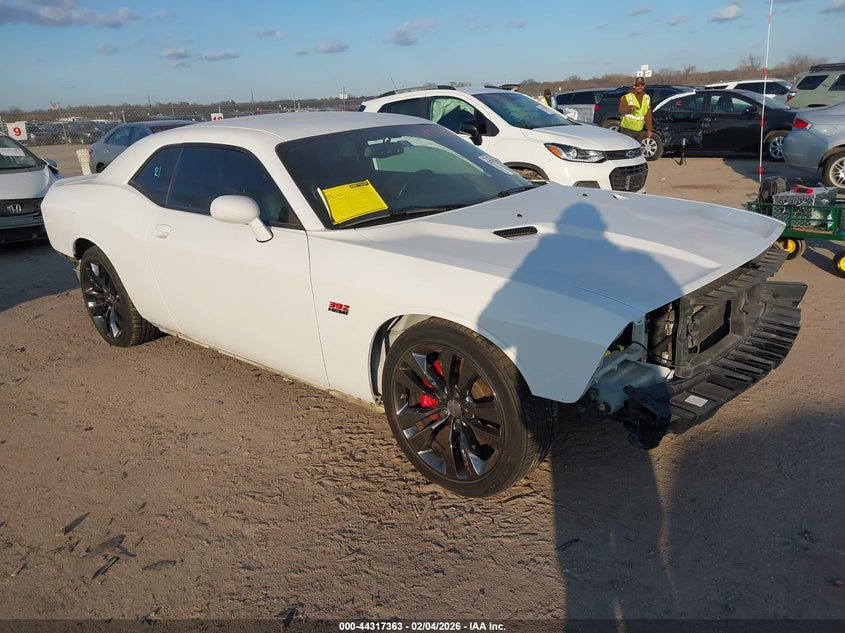 DODGE CHALLENGER SRT8
