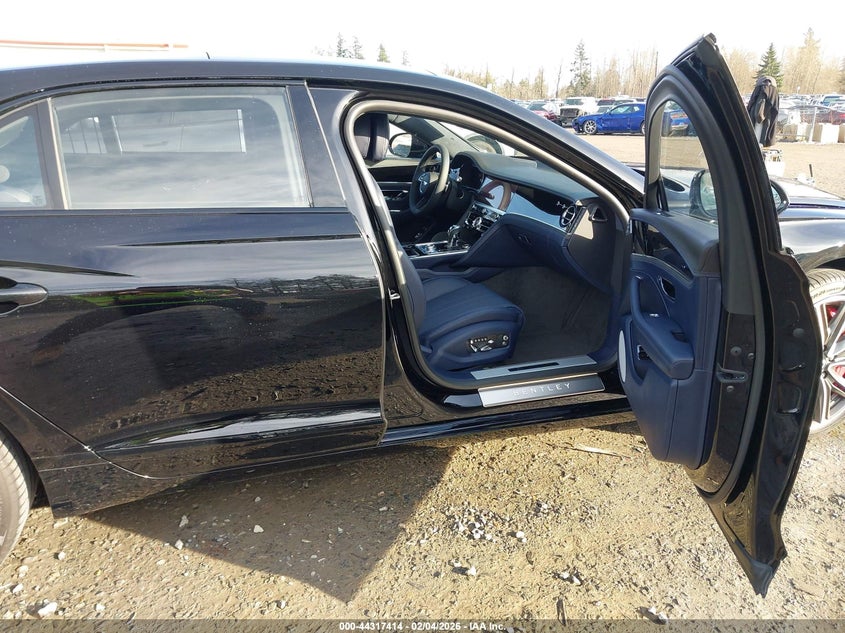 2022 Bentley Flying Spur V8