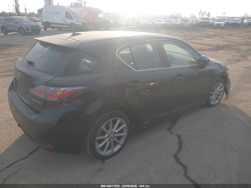 Vin: jthkd5bh7b2007918, lot: 44813930, lexus ct 200h premium 20114