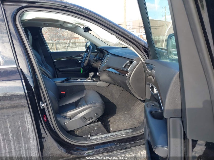 2019 Volvo Xc90 T5 Momentum