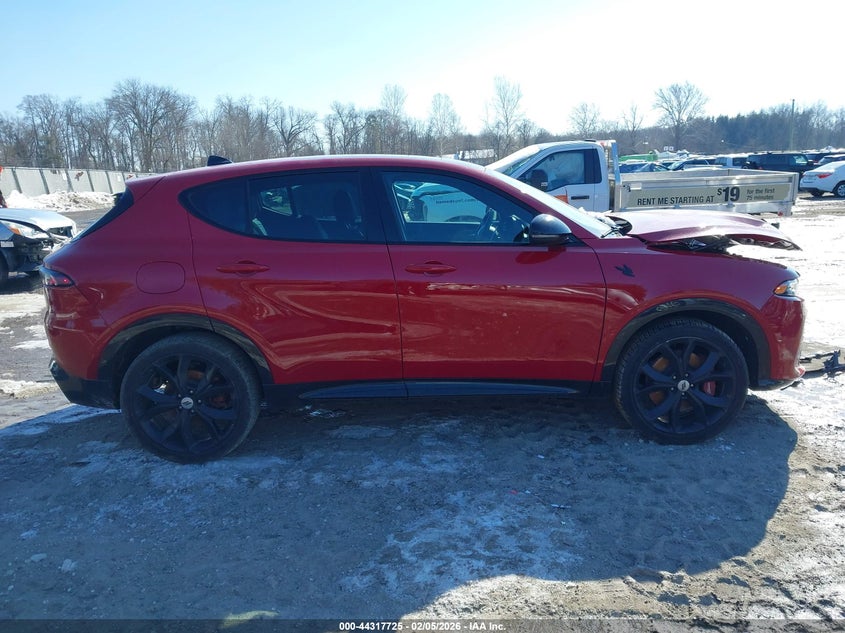 2024 Dodge Hornet R/T Plus Eawd VIN: ZACPDFDW4R3A20304 Lot: 44317725